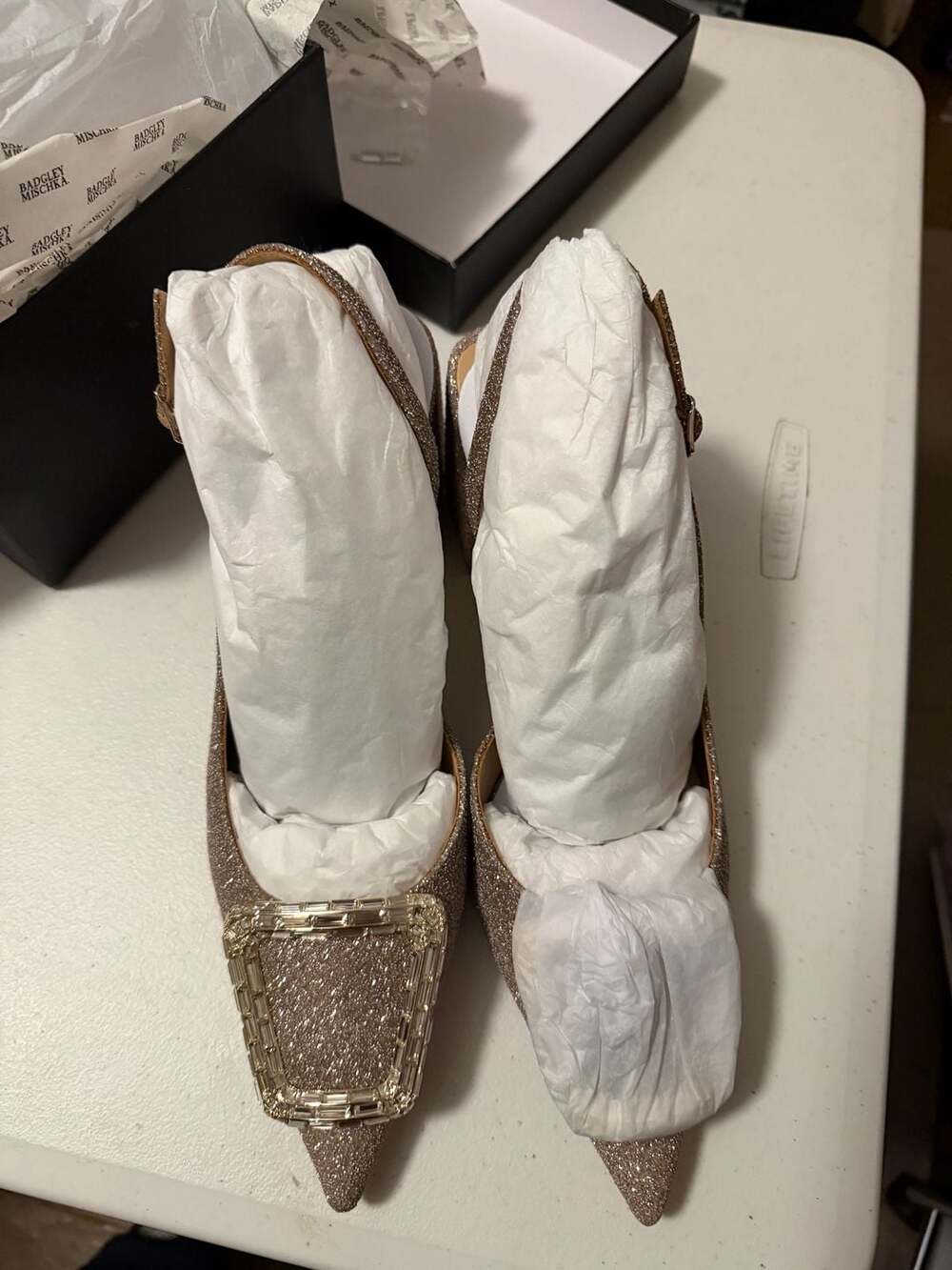 Badgley Mischka Adaline Champagne Glitter Slingback Block Heel Pumps 9 - Picture 4 of 10
